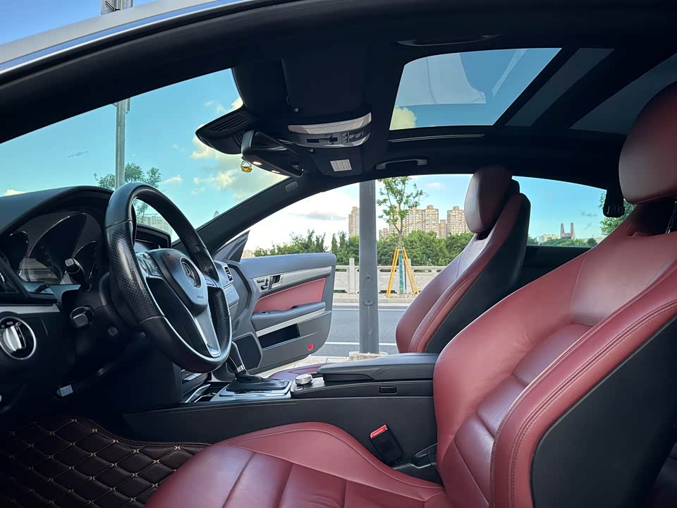 Mercedes-Benz E-class Mercedes-Benz E-class