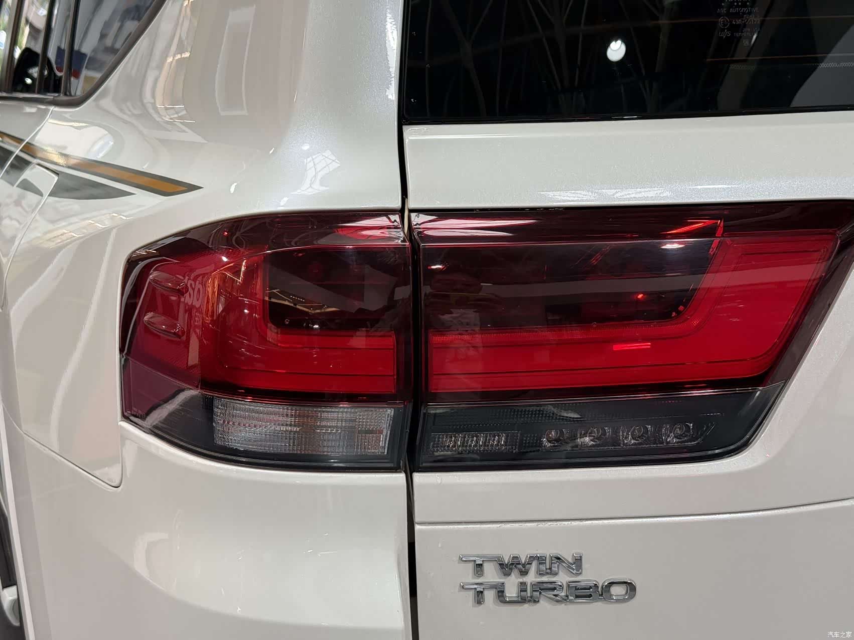 Toyota Land Cruiser, 2023 19