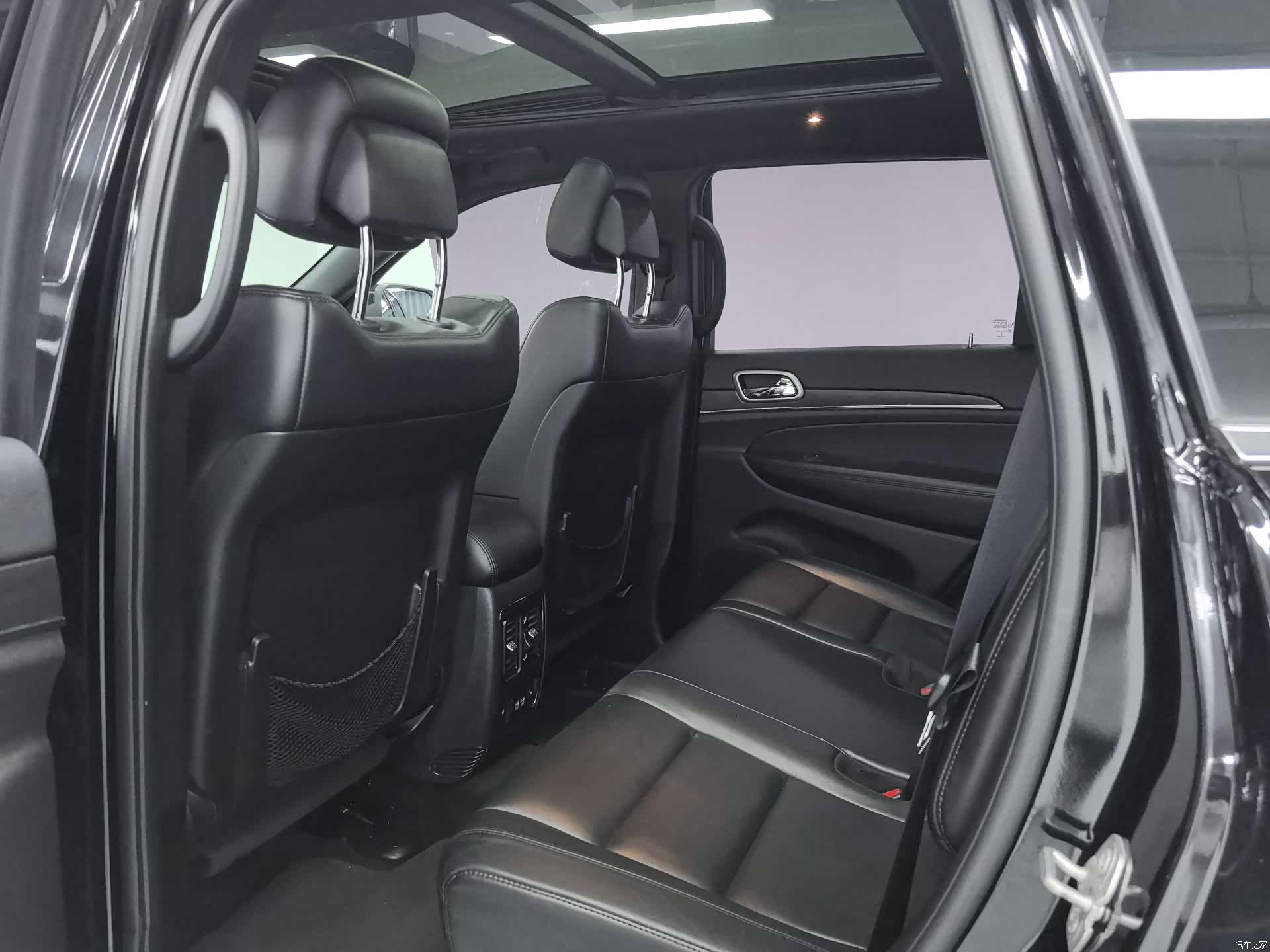 Jeep Grand Cherokee, 2019 6