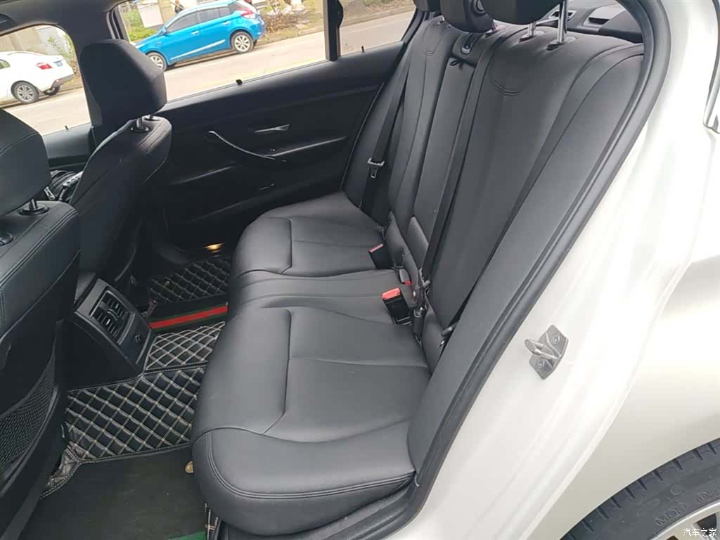 BMW 3 Series, 2018 17