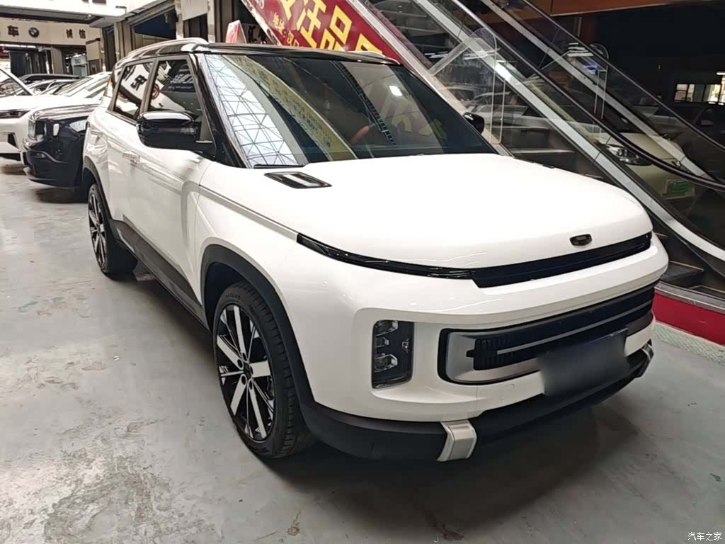 Geely Icon, 2024 4
