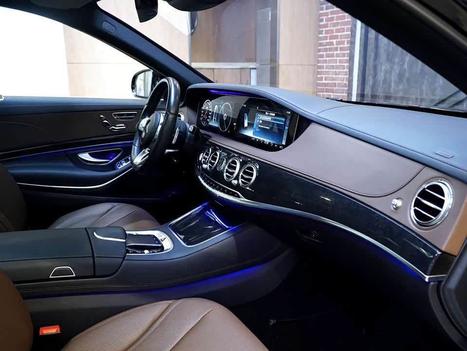 Mercedes-Benz S-class Mercedes-Benz S-class