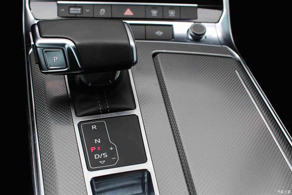 Audi A6L, 2021 8