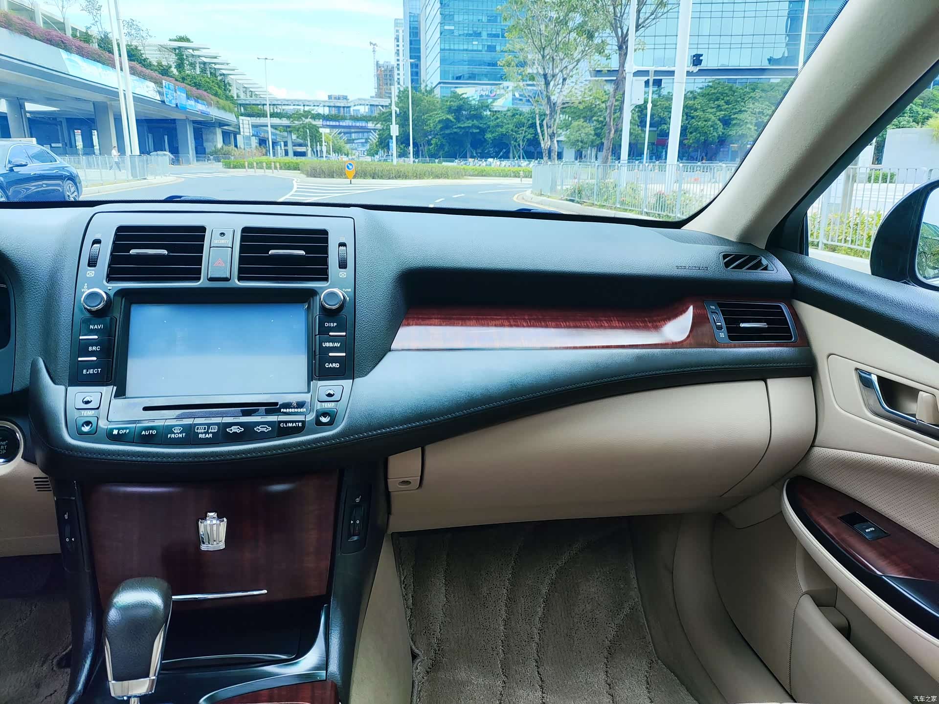 Toyota Crown, 2012 13