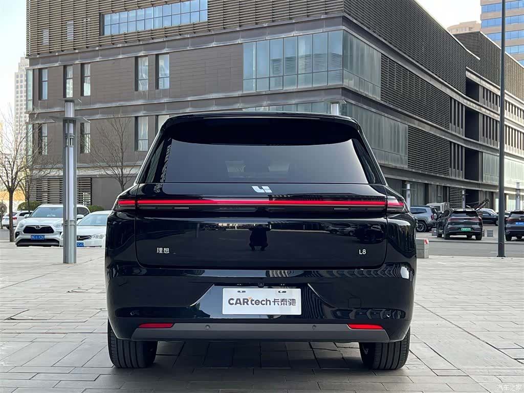 Li Auto L8, 2024 3