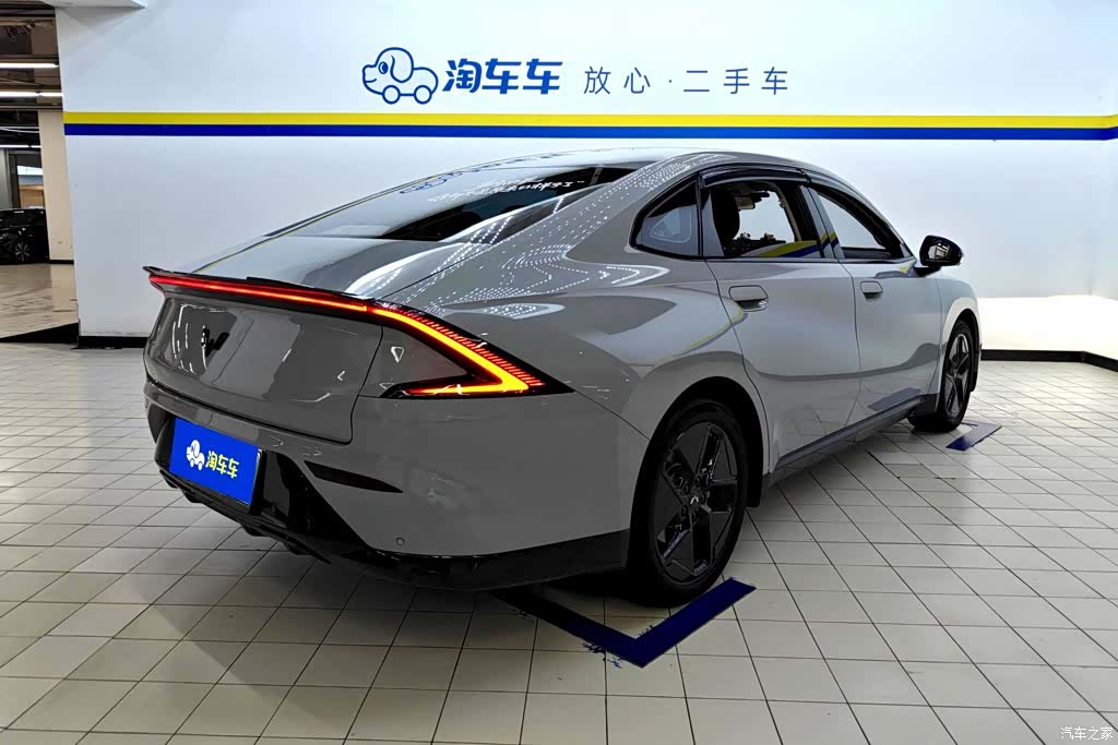 Wuling Starlight, 2024 3