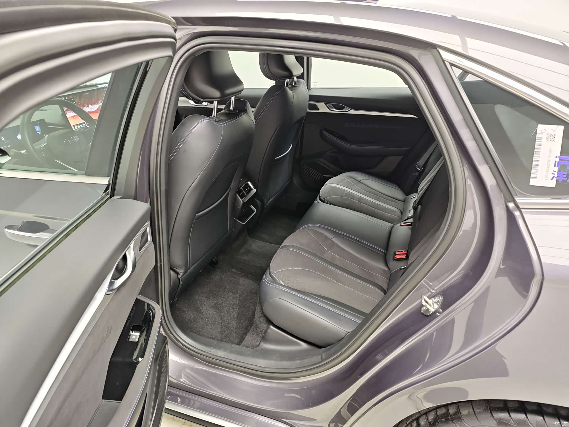 Geely Preface, 2024 15