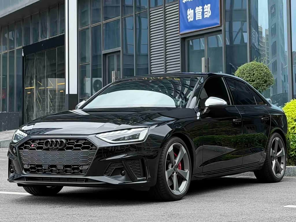 Audi S4
