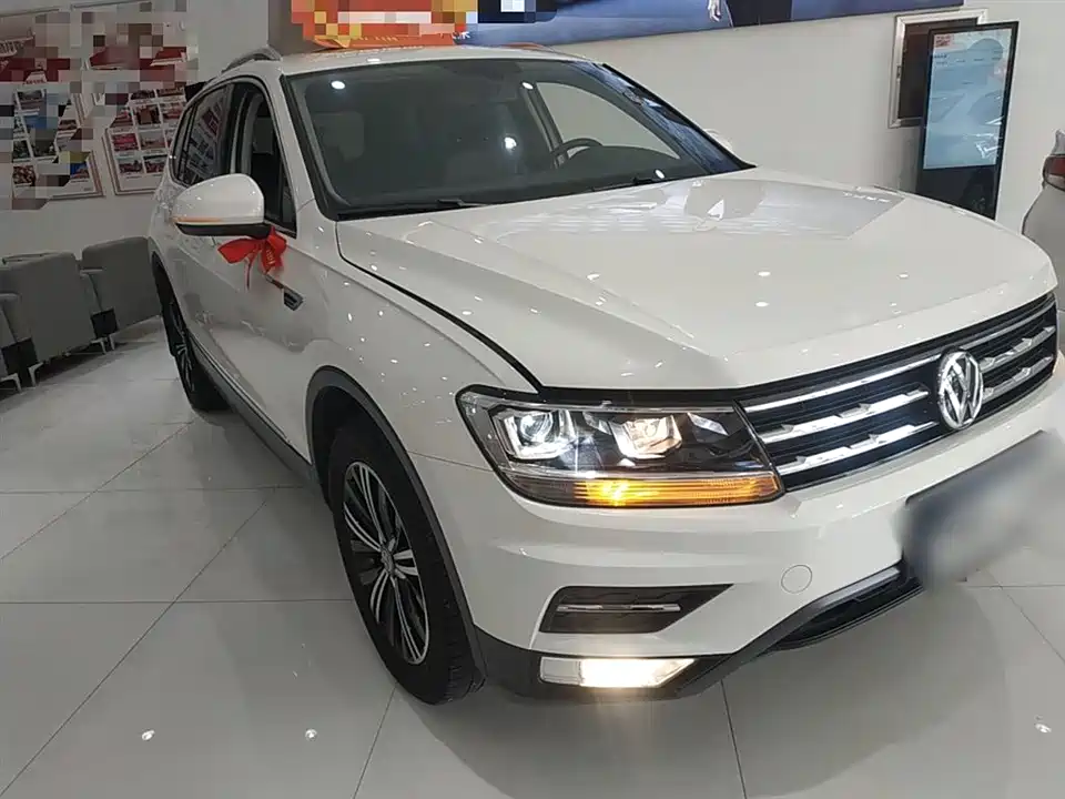 Volkswagen Tiguan L