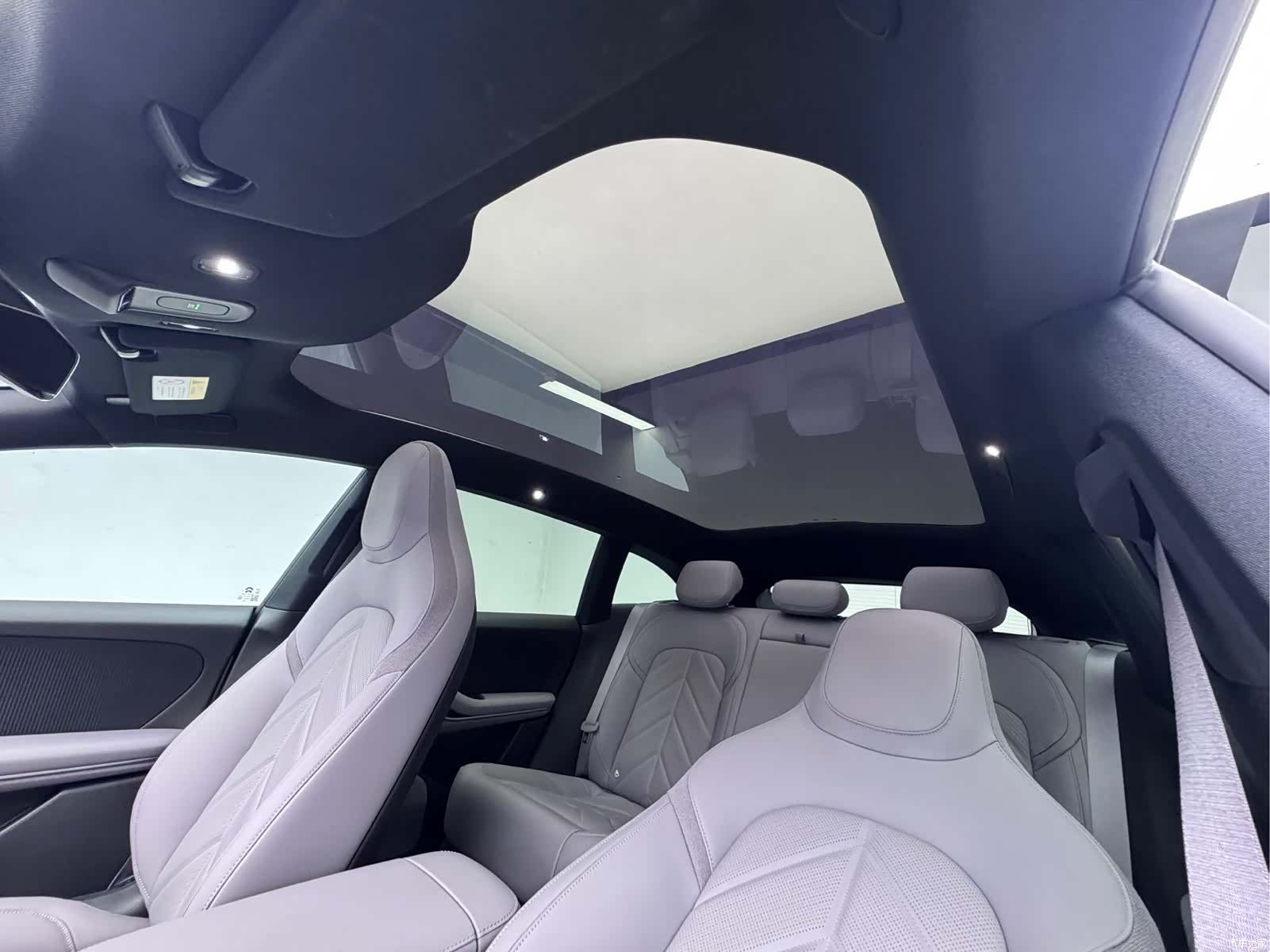 NIO ET5, 2025 12