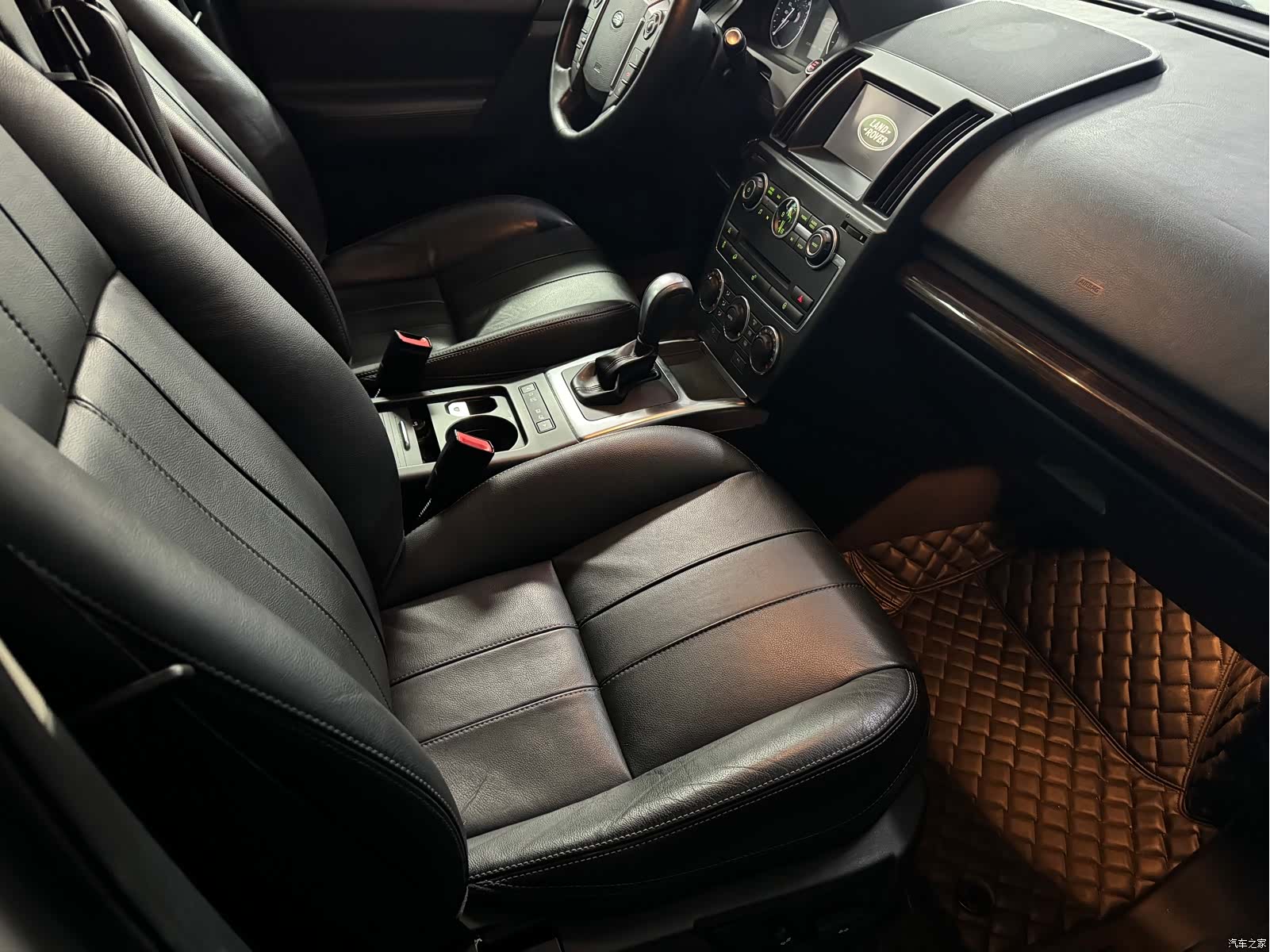 Land Rover Si4, 2014 8
