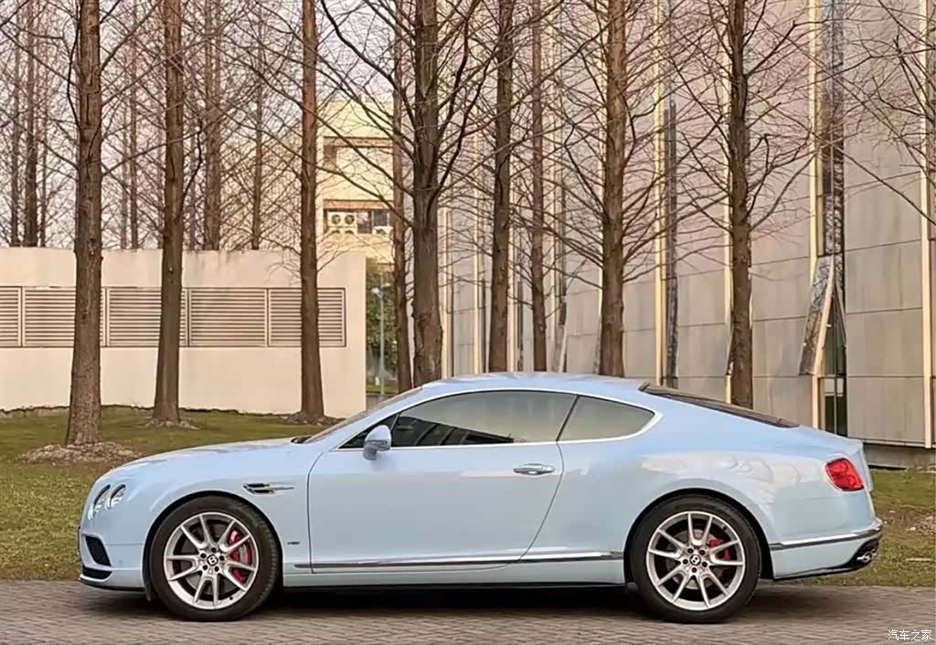 Bentley Continental GT, 2020 3