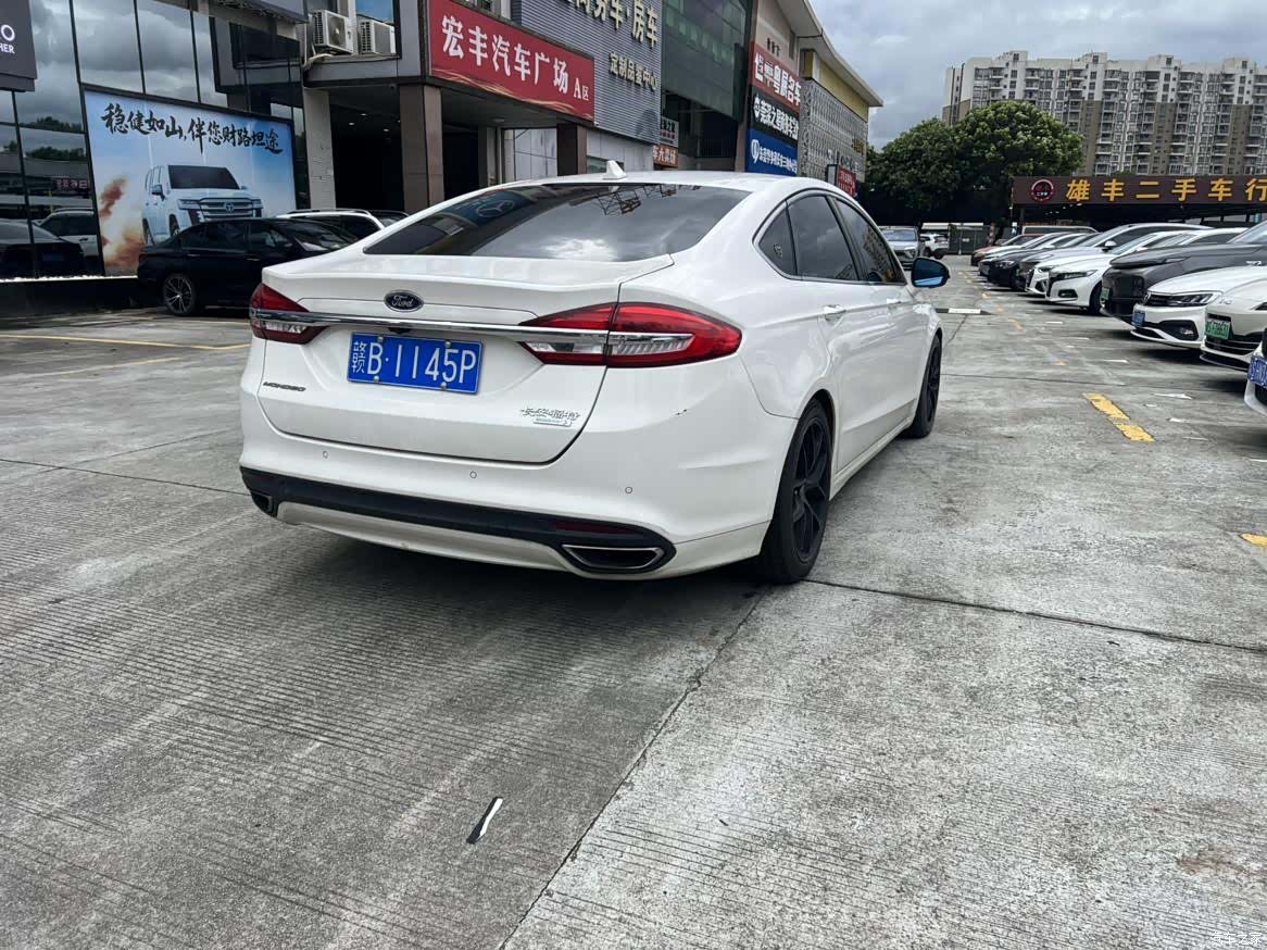 Ford Mondeo, 2017 3