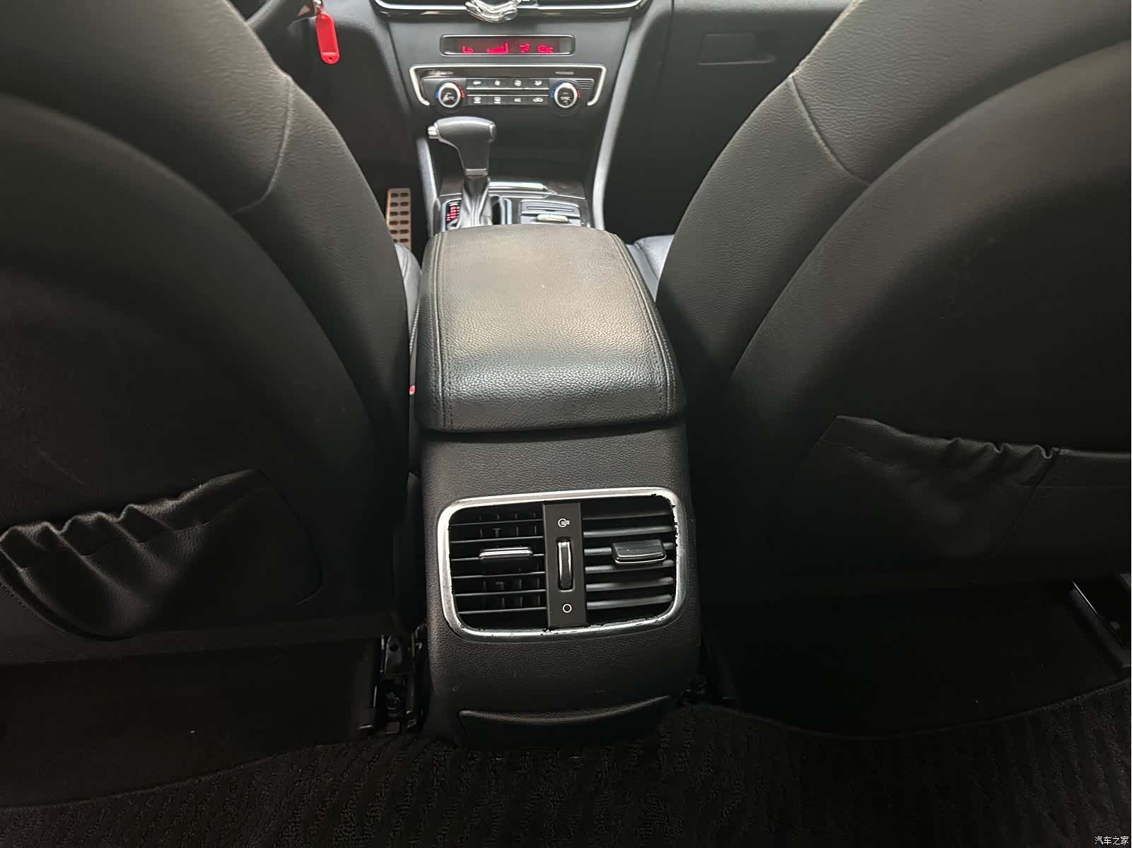 Kia K5, 2018 17