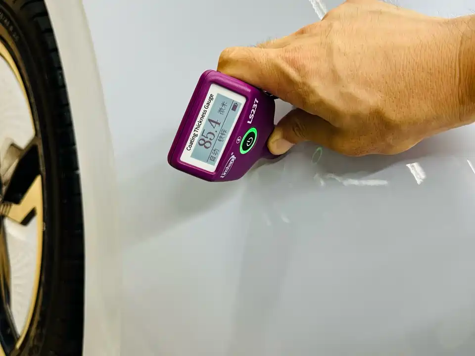 VOYAH Lantu chasing light