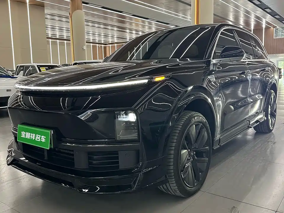 Li Auto Ideal L8