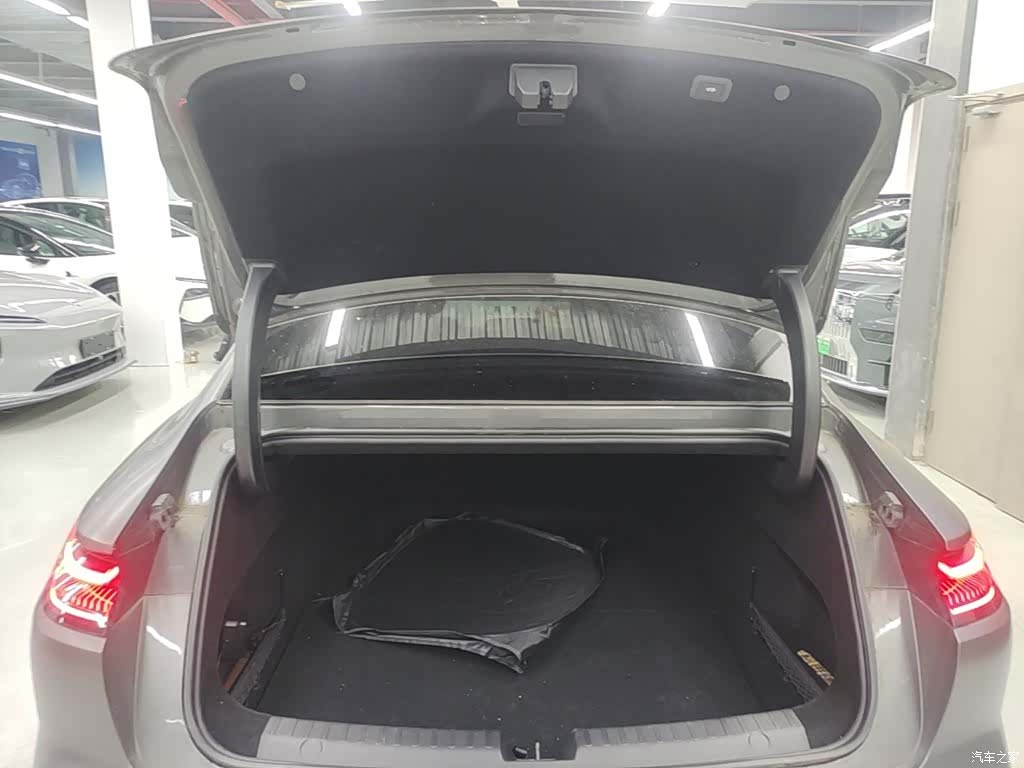 Geely E8, 2024 15