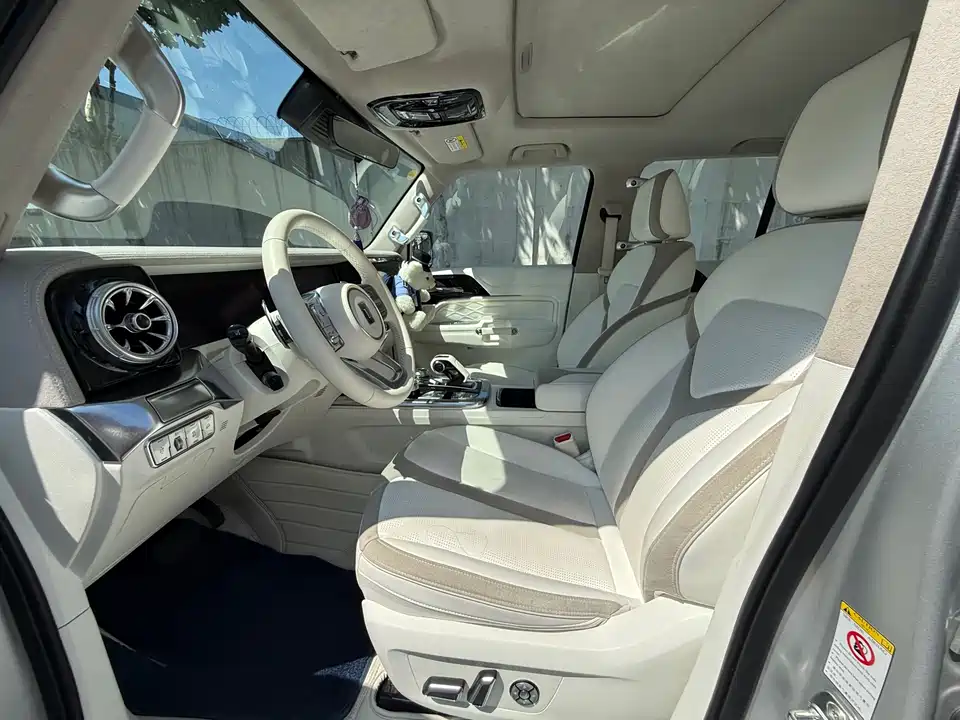 CrossBoundary Co-creation tank 300