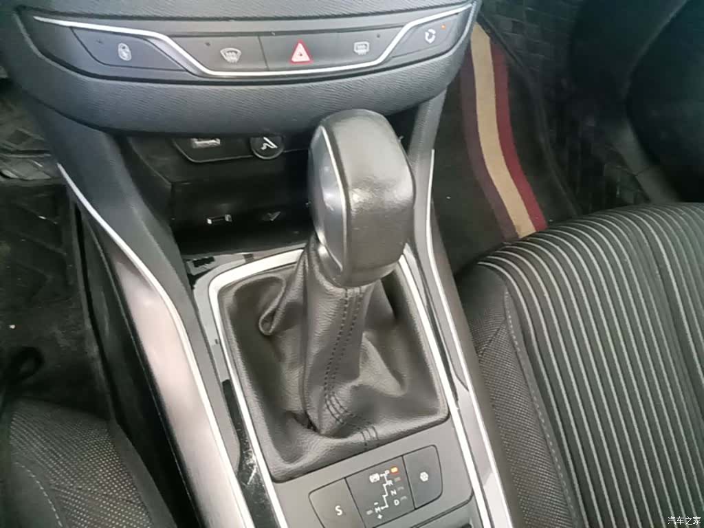 Peugeot 408, 2016 14