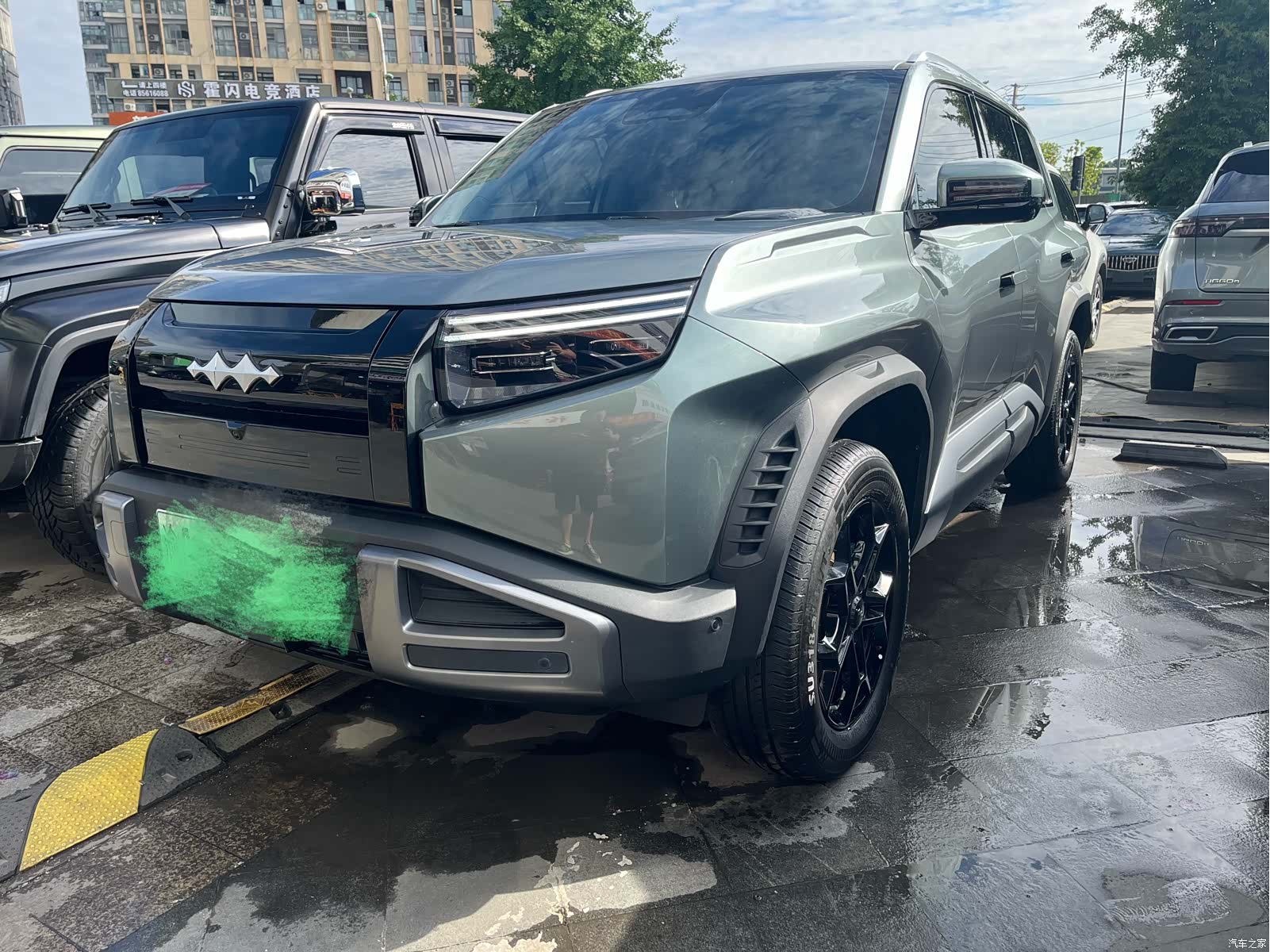 Fang Cheng Bao 3, 2025 1