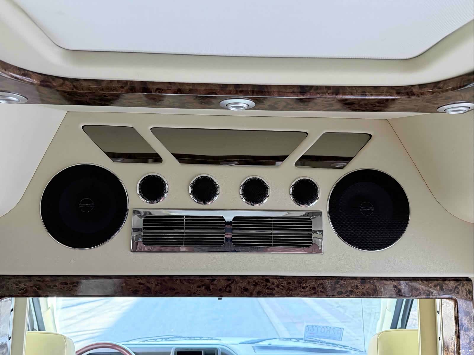 Ford E350, 2015 11