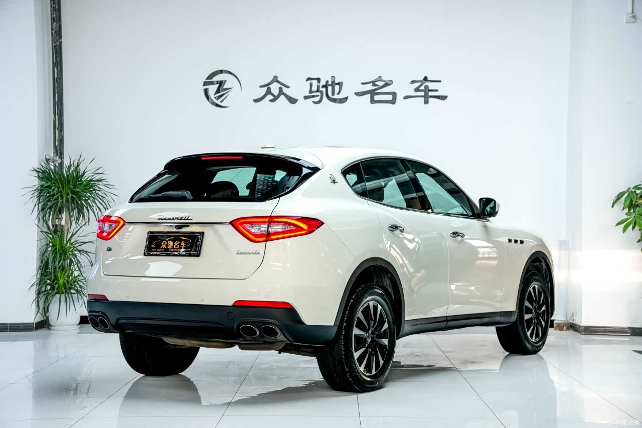 Maserati Levante, 2018 12