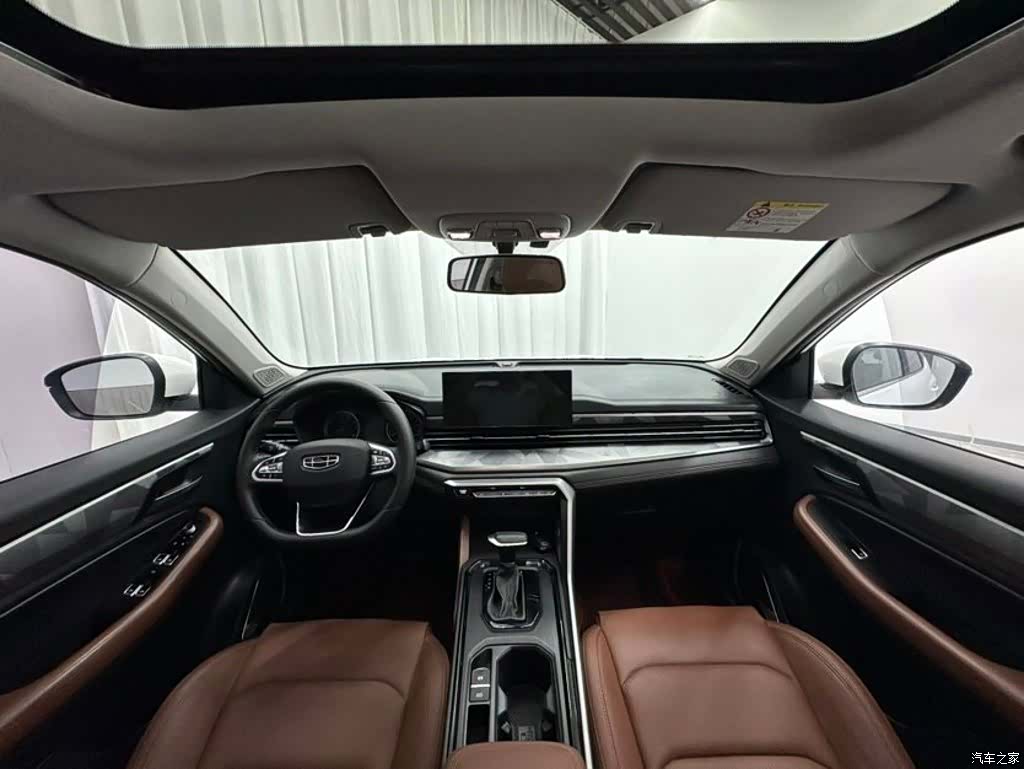 Geely X6, 2022 8