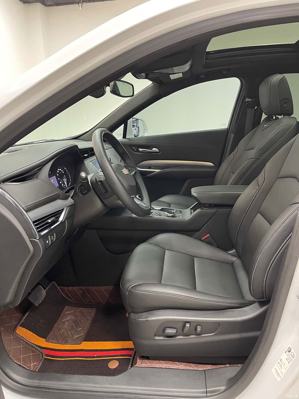 Cadillac XT4, 2021 14
