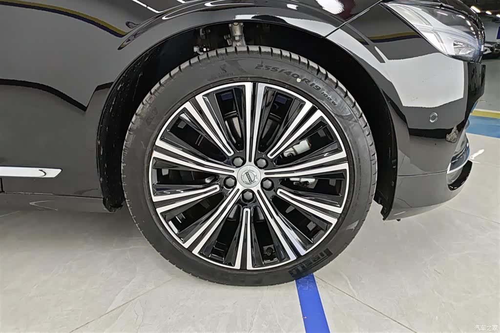 Volvo S90, 2024 6