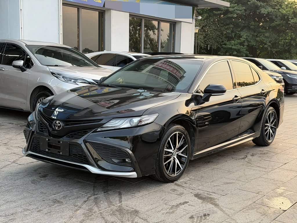 Toyota Camry 2021 2.5S