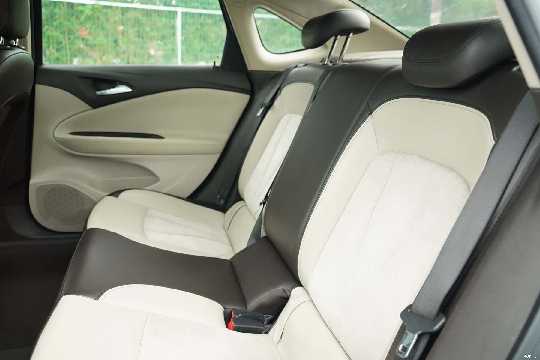 Buick Verano, 2017 14