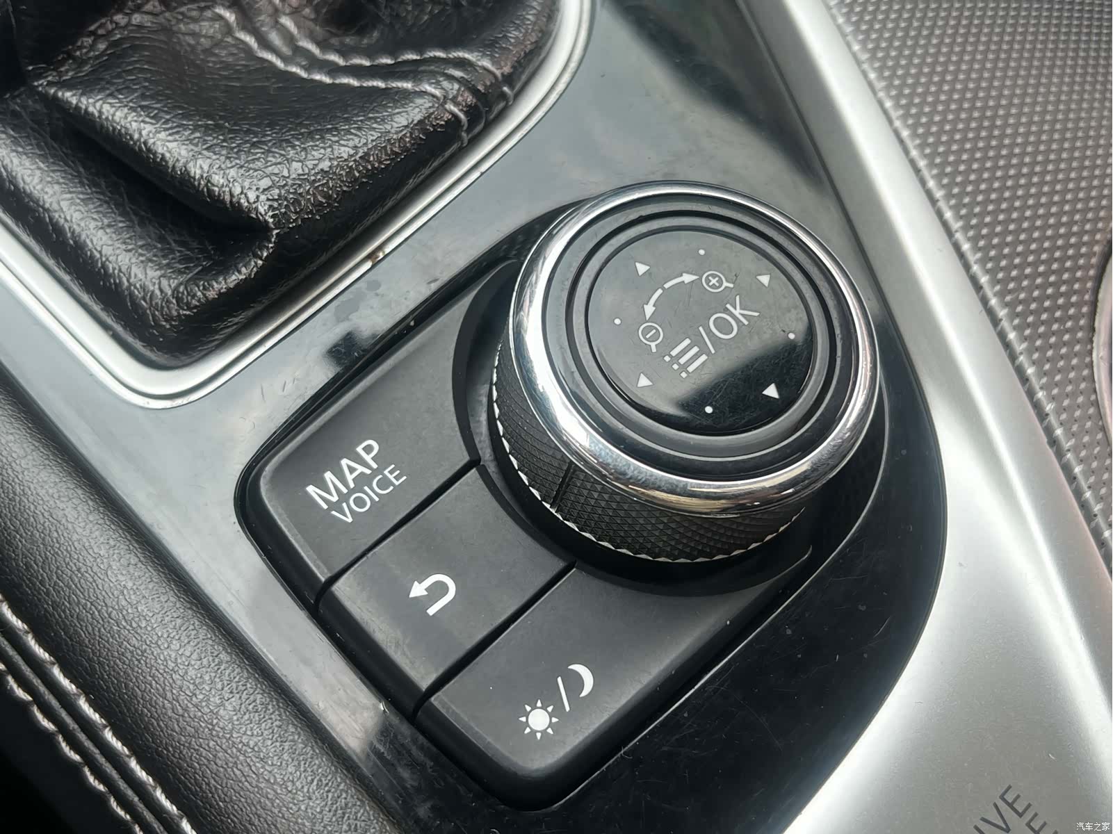 Infiniti Q50L, 2015 52