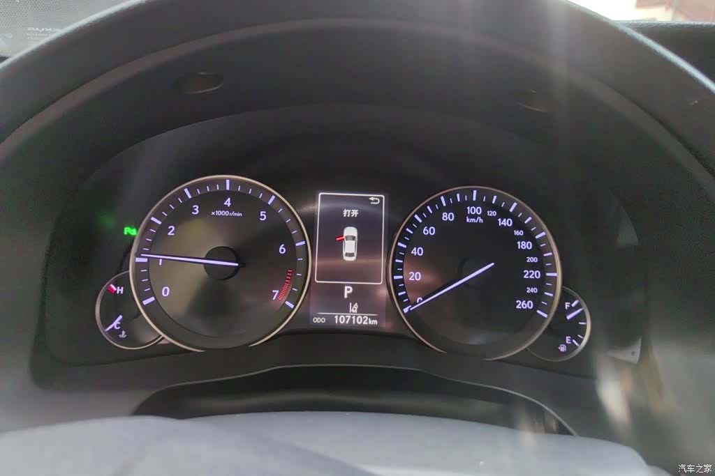Lexus ES, 2017 14