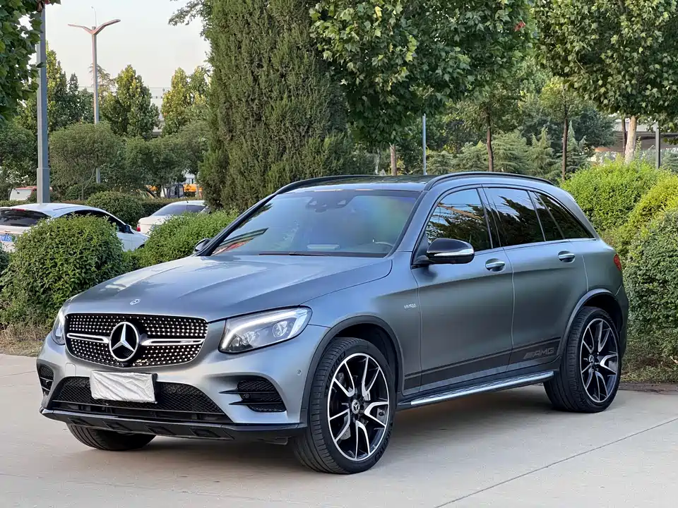 Mercedes-Benz GLC AMG