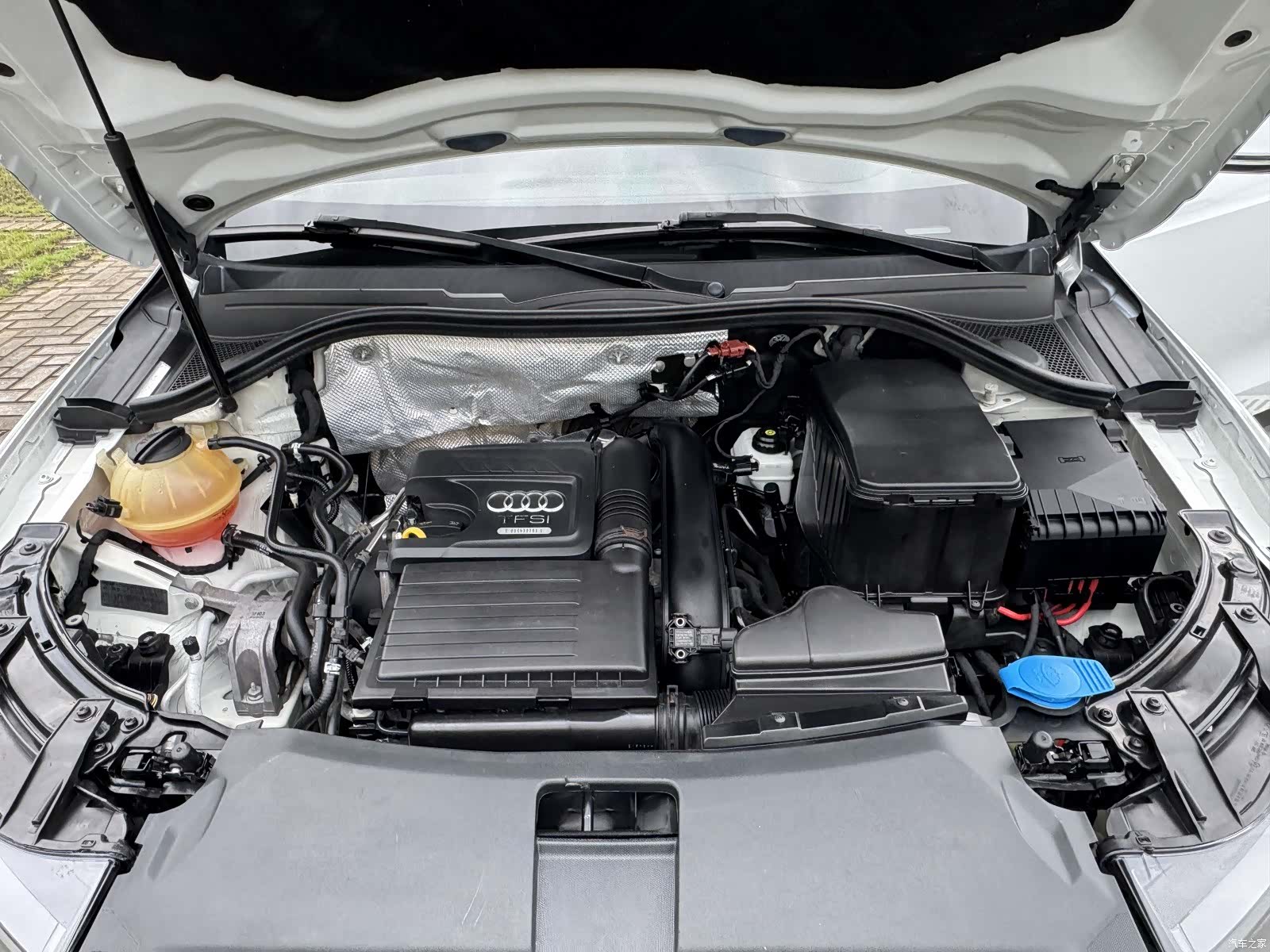 Audi Q3, 2015 23