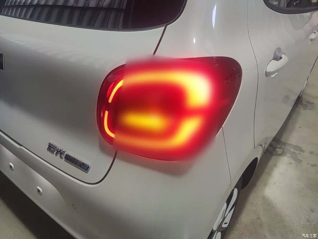 Wuling MINIEV, 2026 8