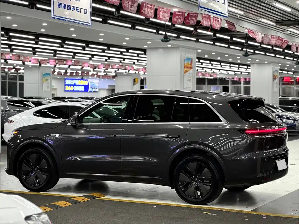 Li Auto Ideal L6