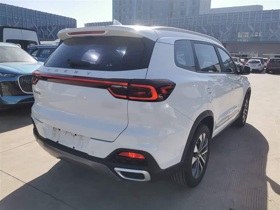 Chery Tiggo 8