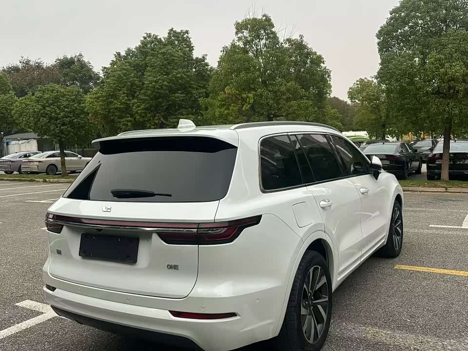 Li Auto Ideal ONE