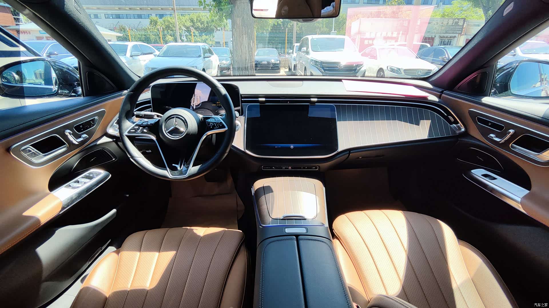 Mercedes-Benz E-Class, 2024 13