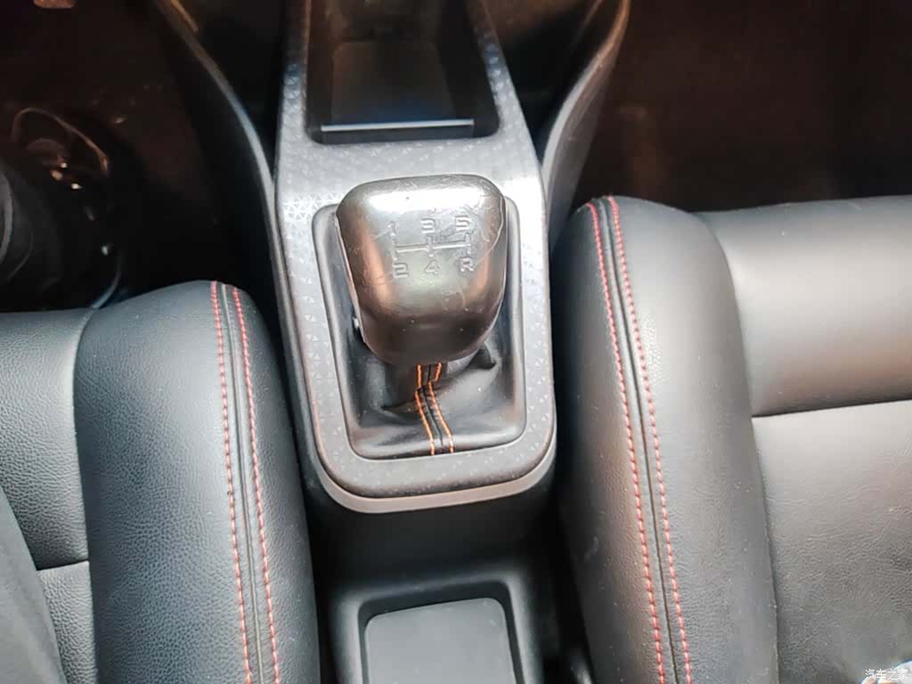 Geely X1, 2017 14