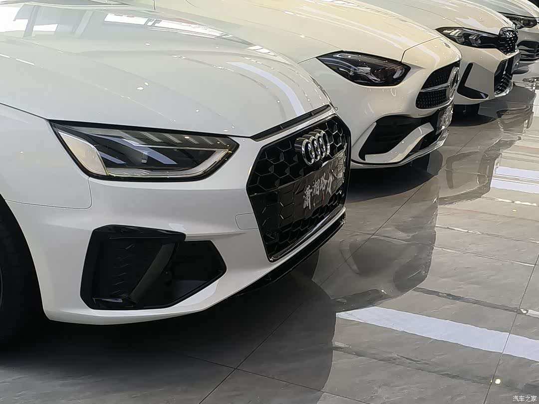 Audi A4L, 2025 14