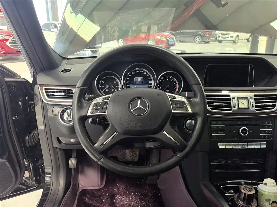Mercedes-Benz E-class Mercedes-Benz E-class