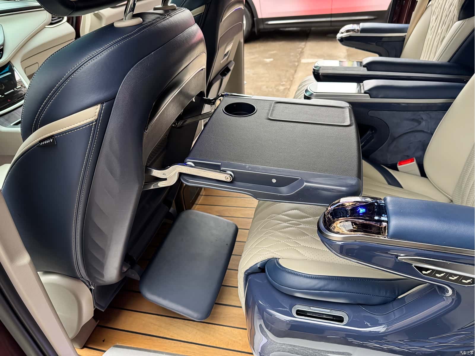 Buick GL8, 2022 13
