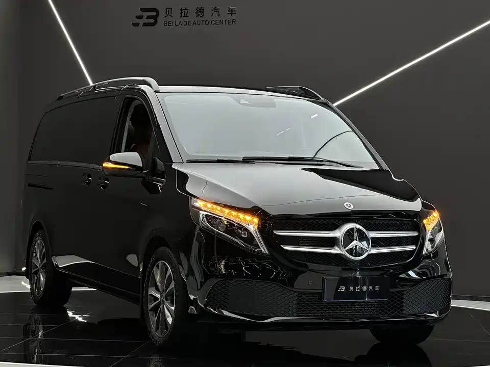 Mercedes-Benz V-class