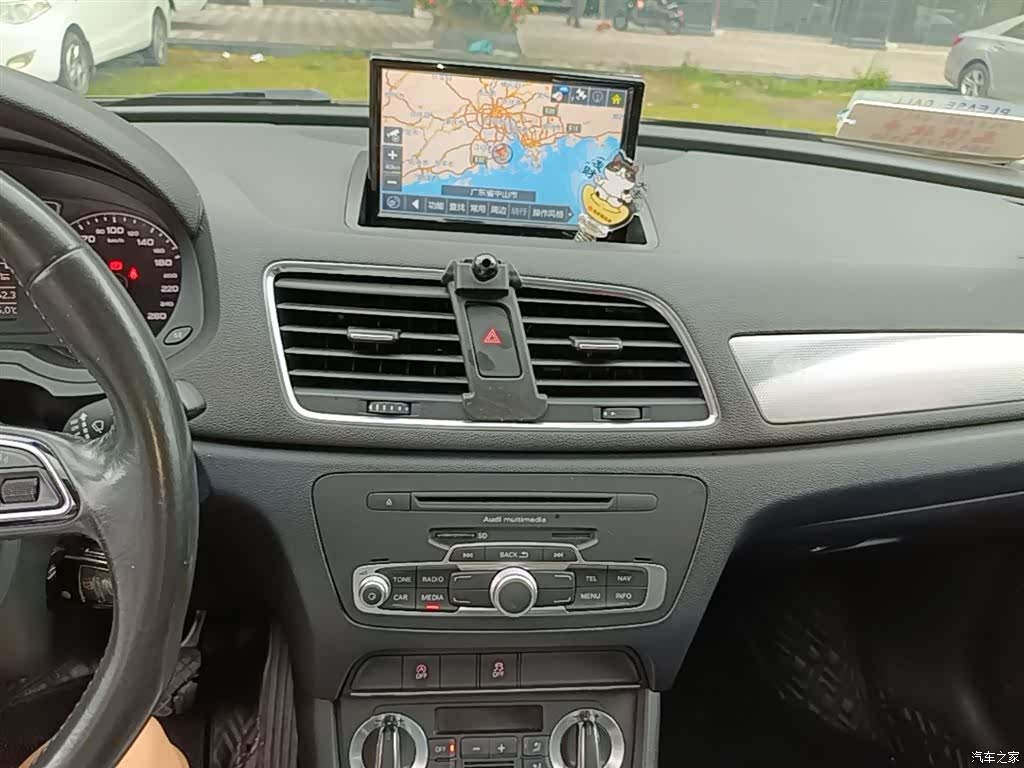 Audi Q3, 2015 13