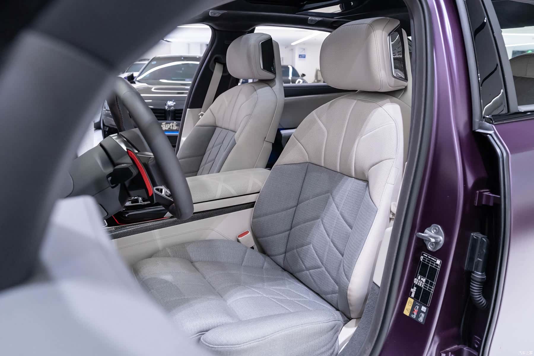 BMW M760Le, 2026 12