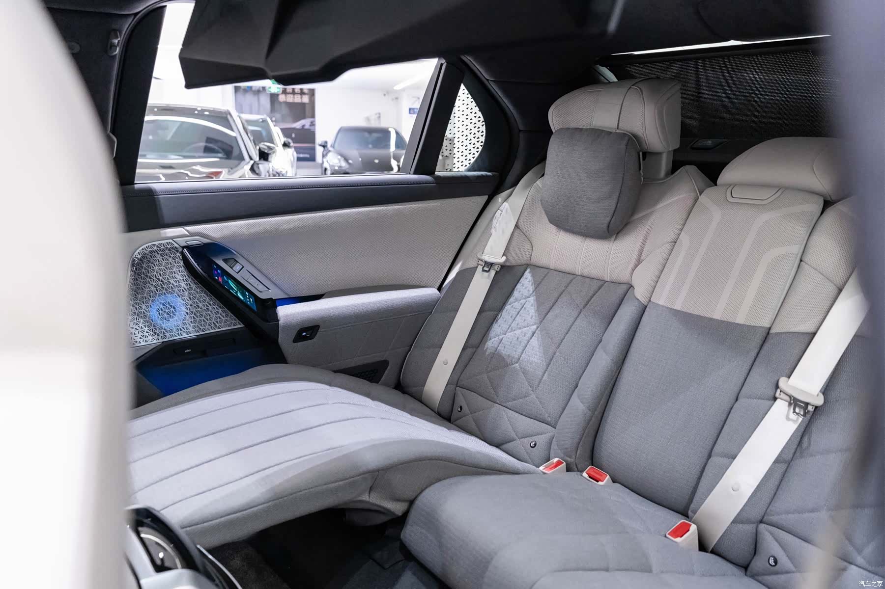 BMW M760Le, 2026 18