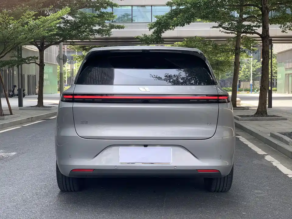 Li Auto Ideal L6