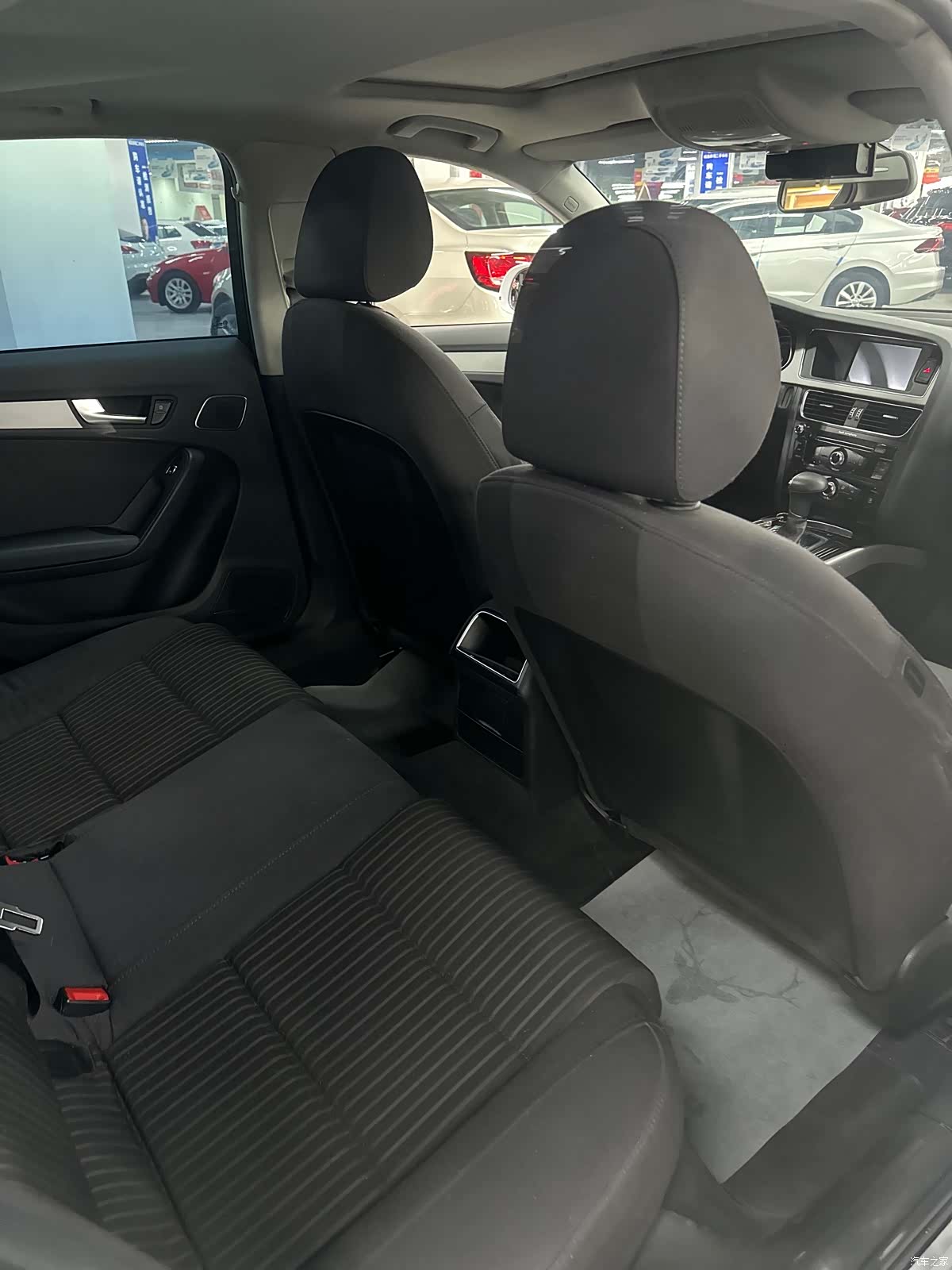 Audi A4L, 2014 9